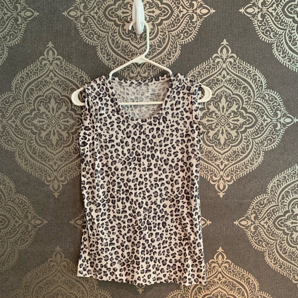 XS Malibu Tee by Banana Republic